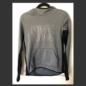 nike sweatshirt